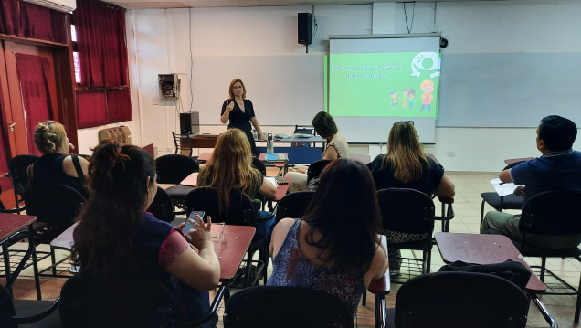 imagen Una docente de Brasil capacitó en prevención de la violencia en las escuelas