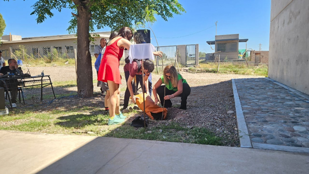 imagen Ana Sisti: "Nuestra Facultad tiene la convicción irrenunciable de defender, reivindicar y educar en pos de un paradigma de derechos"