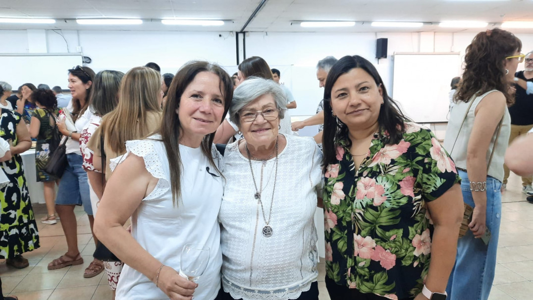 imagen La Facultad de Educación despidió el año con su tradicional brindis