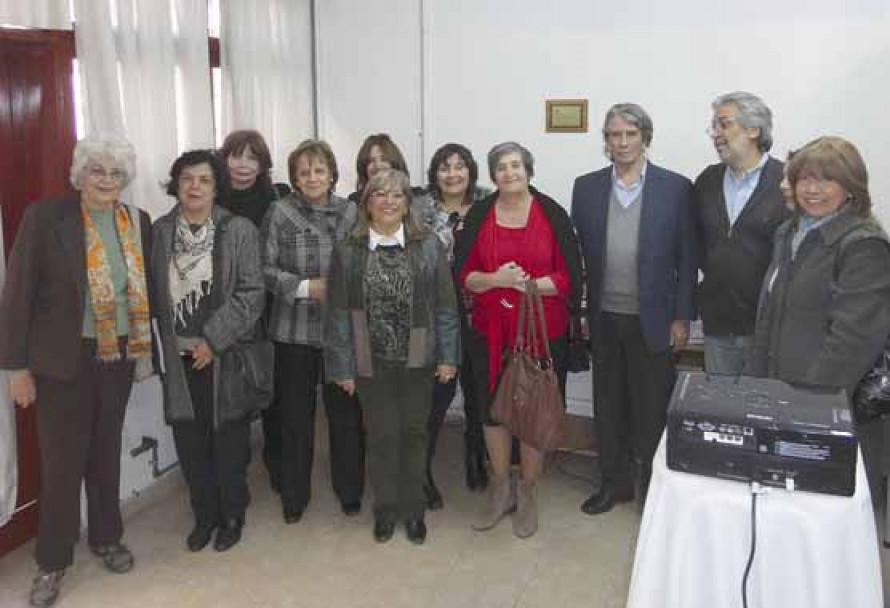 imagen Conmemoración del 49º aniversario de la creación de la Facultad de Antropología Escolar (FAE)