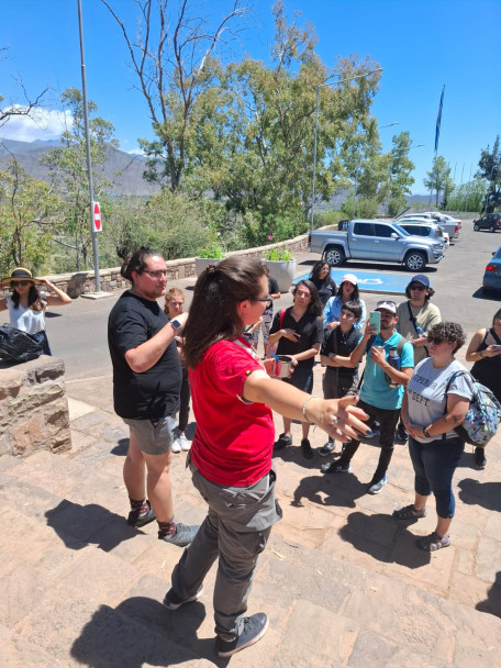imagen Estudiantes de Lengua de Señas realizaron prácticas de interpretación en distintos lugares de Mendoza