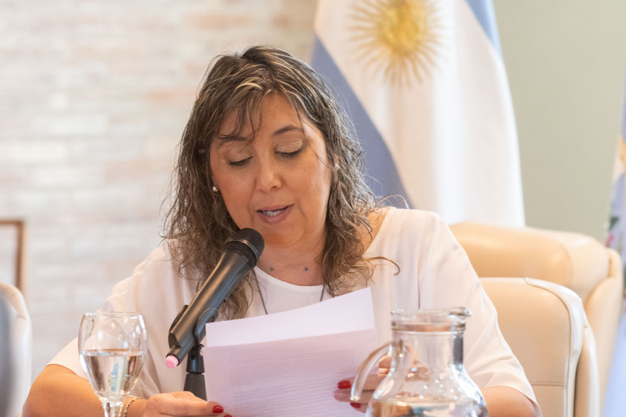 imagen La UNCuyo conmemora la democracia y los derechos humanos