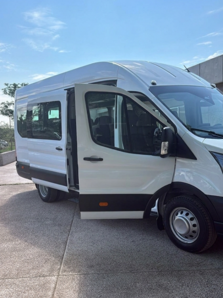 imagen Cooperadora de la Facultad donó nueva Traffic