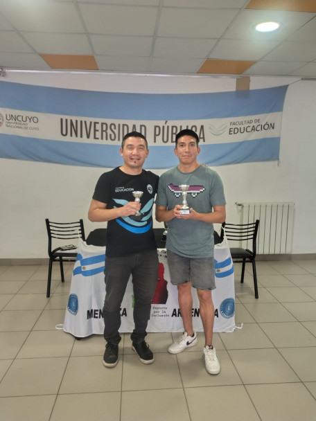 imagen Campeonato: la Facultad definió sus mejores jugadores de metegol