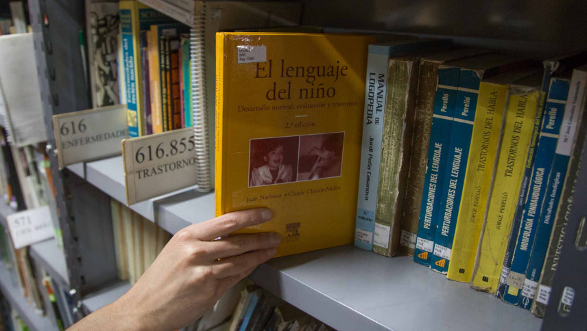 imagen Biblioteca de la Facultad de Educación 