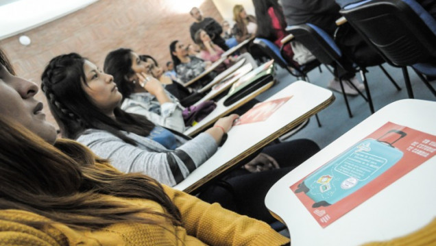 imagen Estudiantes becados podrán estudiar en universidades latinoamericanas