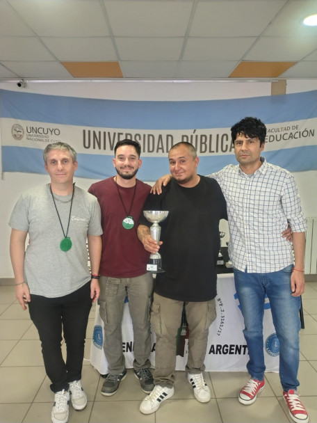 imagen Campeonato: la Facultad definió sus mejores jugadores de metegol