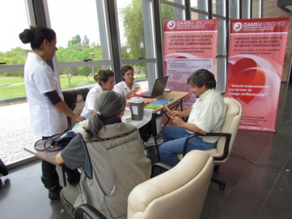 imagen Martes 13 de junio: Campaña de salud cardiovascular en la Facultad