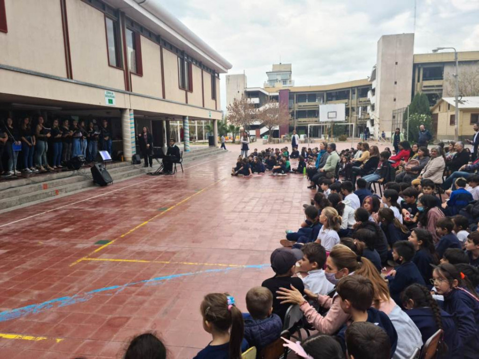 imagen Más de 200 personas disfrutaron del Coro de Jóvenes de la UNCuyo 