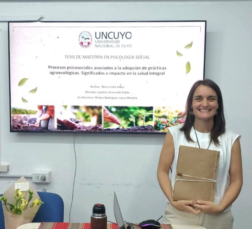 imagen Profesora de la Facultad de Educación obtuvo título de Magíster en Psicología Social