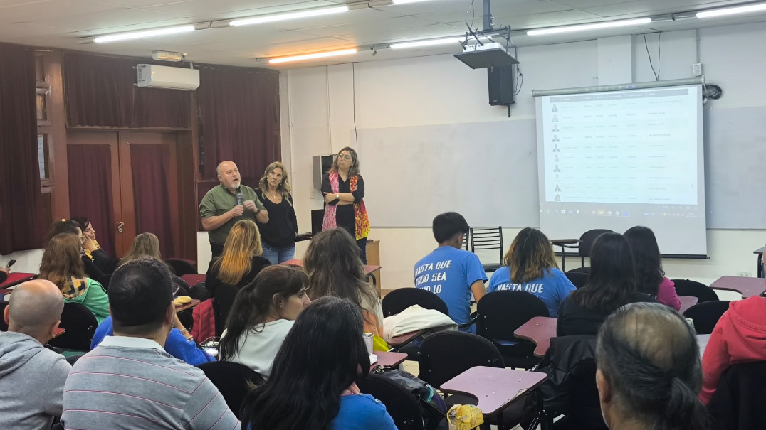 imagen Asamblea sobre presupuesto universitario reunió a la comunidad de la Facultad de Educación