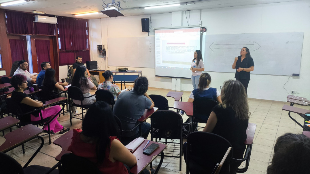 imagen La Facultad de Educación celebró la Noche de las Universidades con muestras, un taller y cine debate 