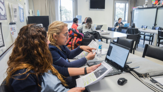 imagen Profesores efectivos e interinos deberán completar la Evaluación de Desempeño Docente