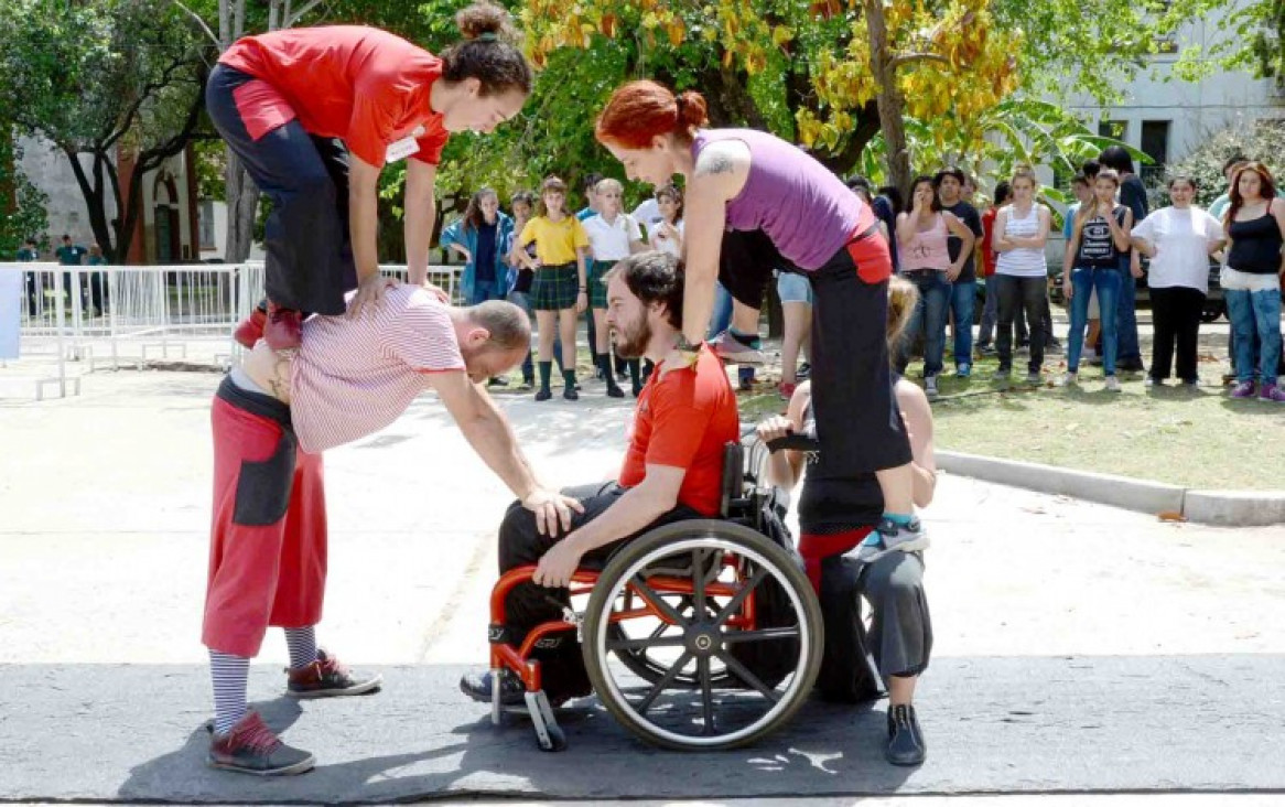 imagen SOMOS TAN DISTINTOS E IGUALES: nuevo suplemento de la Facultad