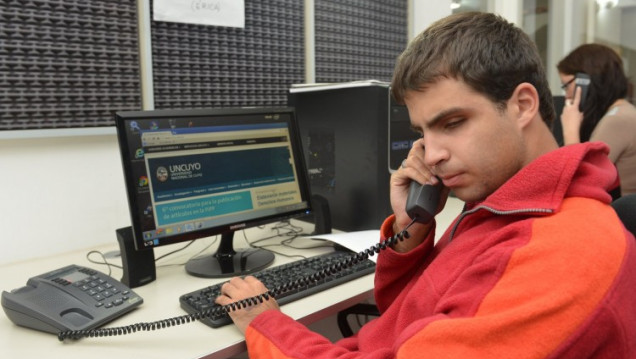 imagen Convocan a estudiantes con discapacidad para beca pre-profesional en el Call Center de la UNCUYO
