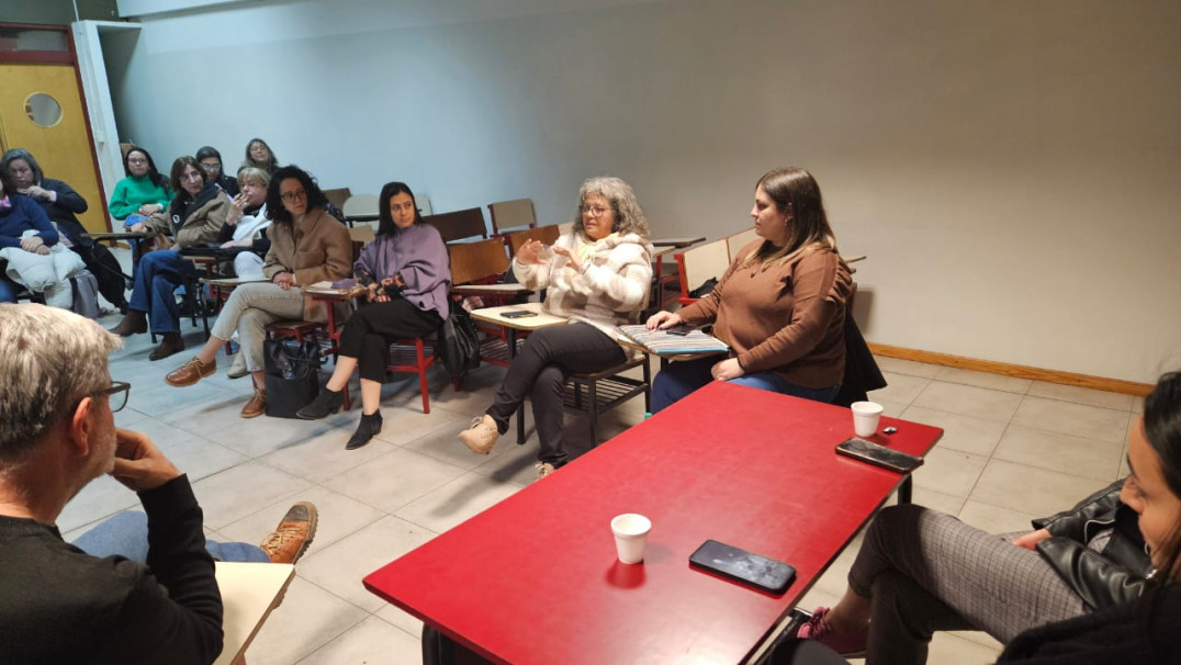 imagen Docentes de la Facultad planifican el segundo cuatrimestre en conjunto