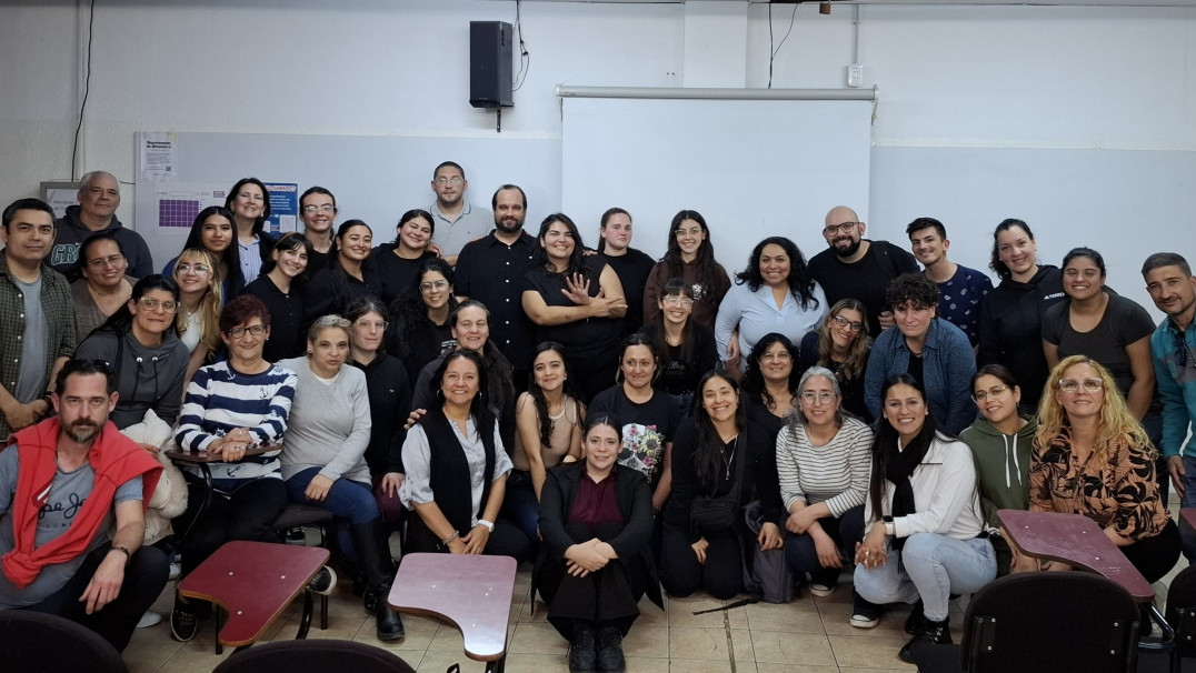 imagen El fundador del Festival Internacional de Cine Sordo en Argentina visitó la UNCuyo