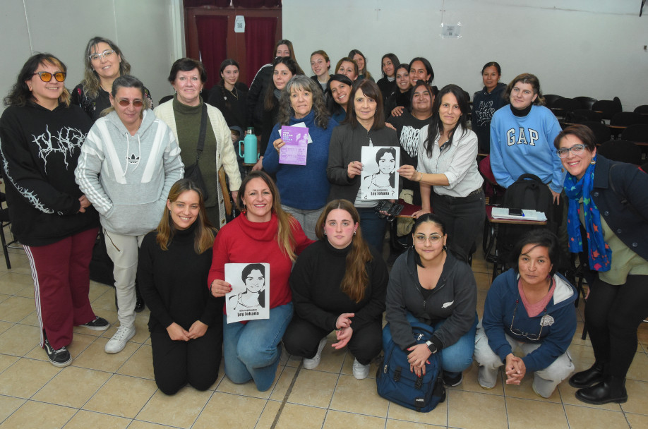 imagen La Facultad de Educación rindió homenaje a Johana Chacón 