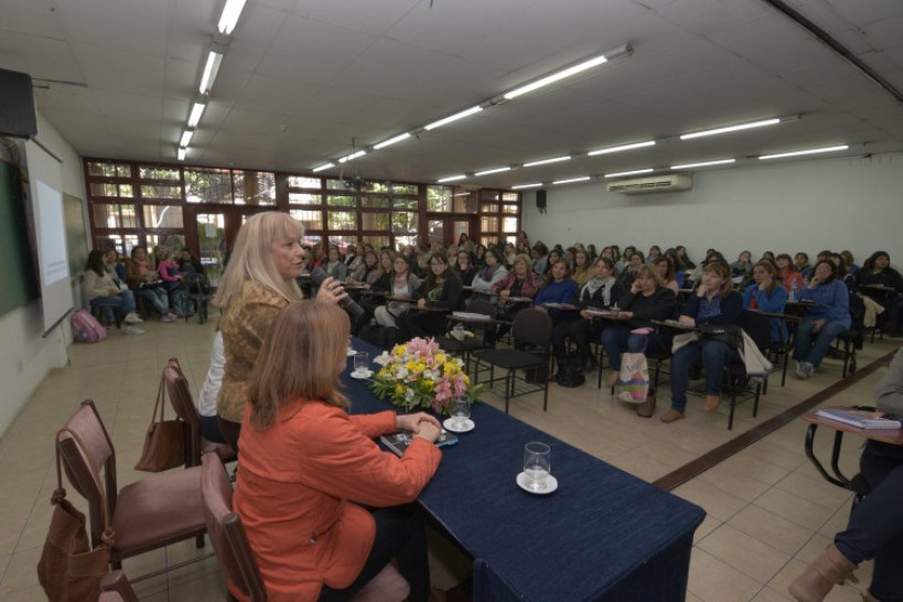 imagen Más de 400 maestros participaron del II Encuentro de Nivel Inicial