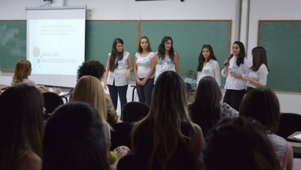 imagen Llamado a graduados para realizar tutorías 