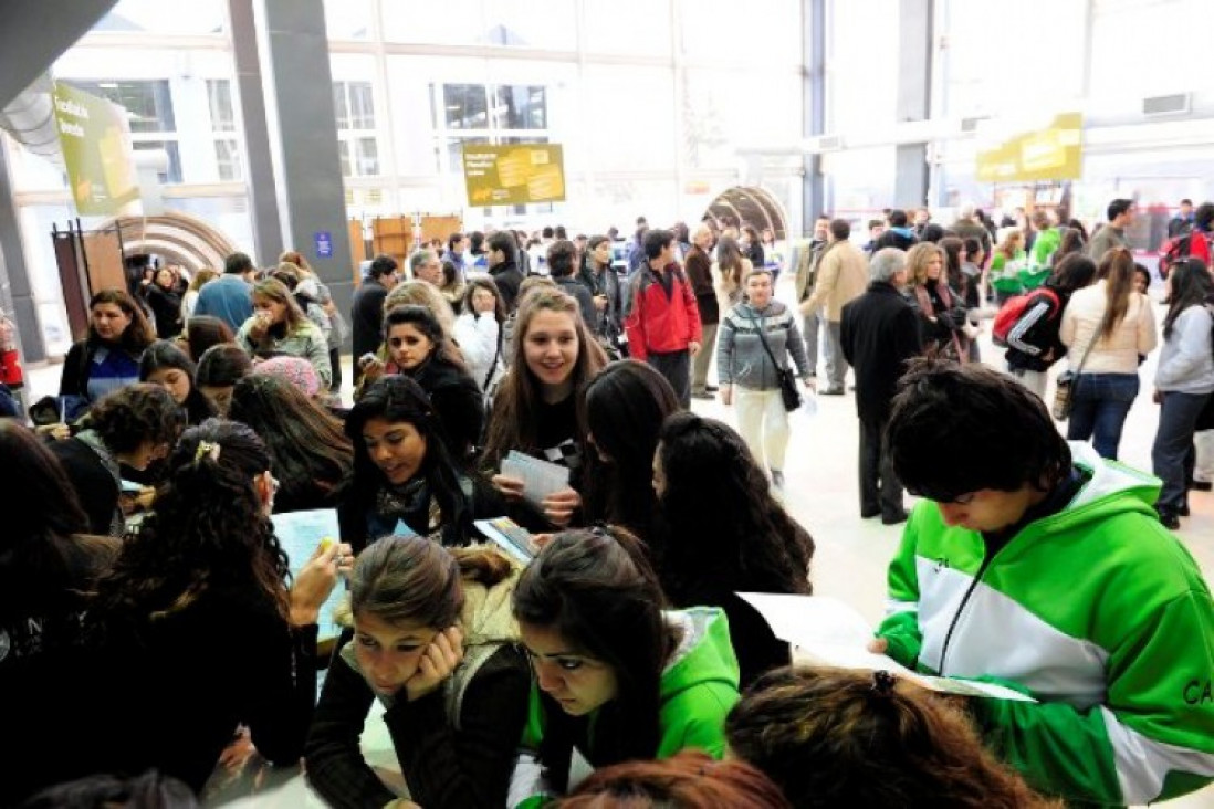 imagen Becarán a estudiantes informadores para Expo 2017 y Facultad Abierta