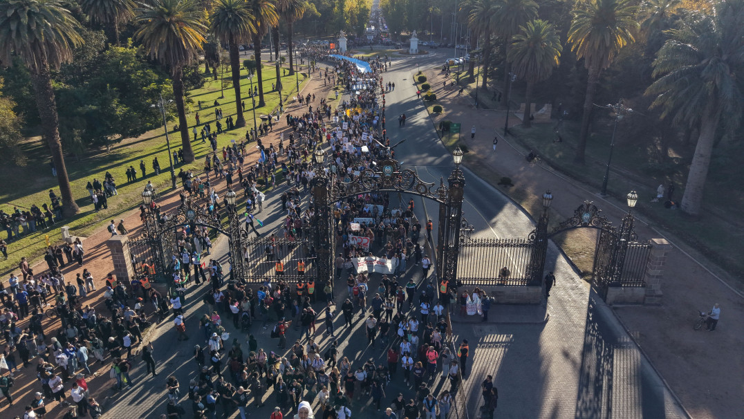 imagen La Facultad de Educación marchó por el financiamiento de las universidades públicas