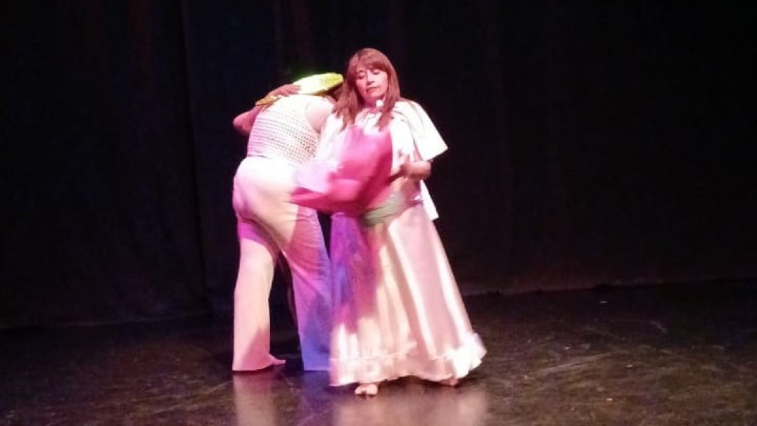 imagen Elenco de Teatro de la Facultad de Educación presentó "Hoy quiero decir que"