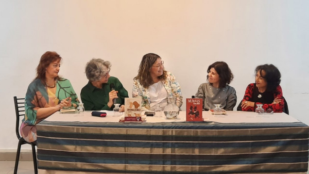 imagen "Intersecciones" y "Mujeres Hablando" celebran la escritura de mujeres latinoamericanas