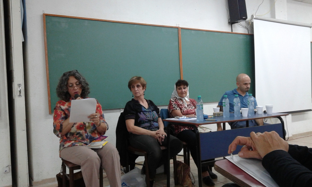 imagen De izq. a der.: Prof. Cecilia Tejón, Sra. Teresita Castrillejo, Sra. María Domínguez y Prof. Jorge Asso.