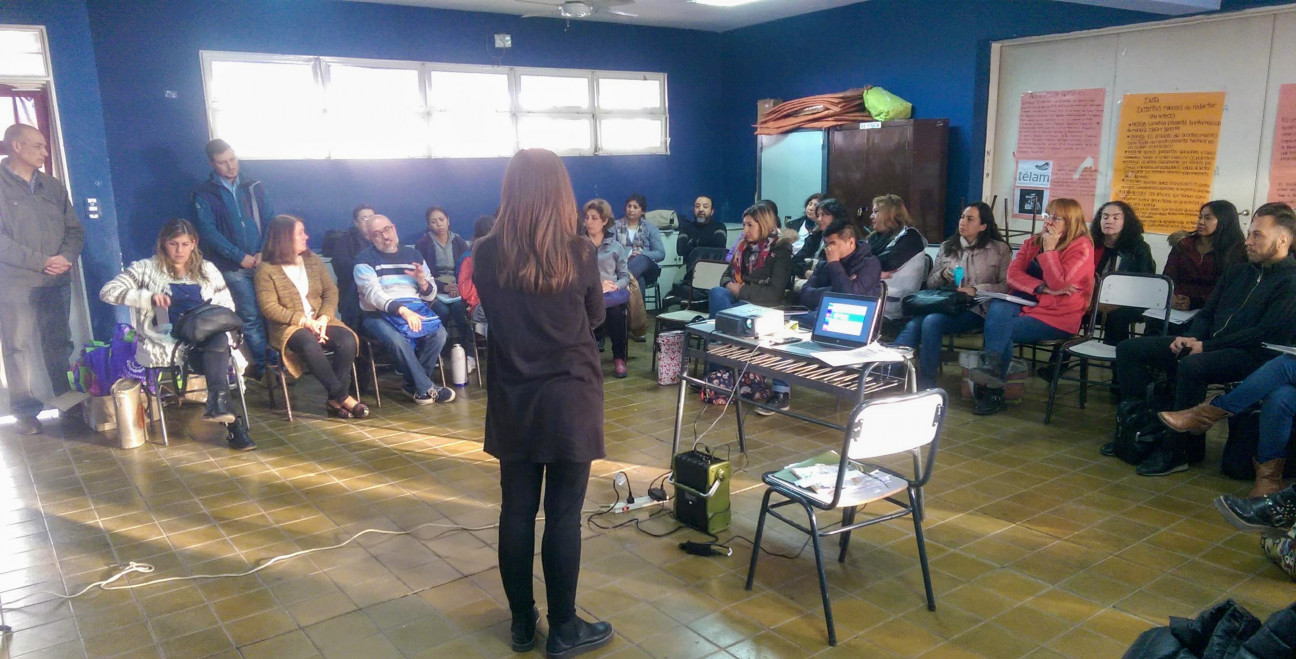 imagen Docentes y estudiantes participaron del curso Radio en la escuela 