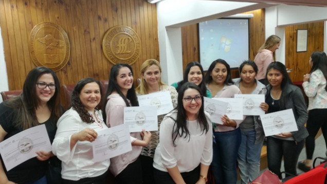 imagen Estudiantes de la Facultad recibieron sus certificados por curso "Inglés para la UNCUYO"