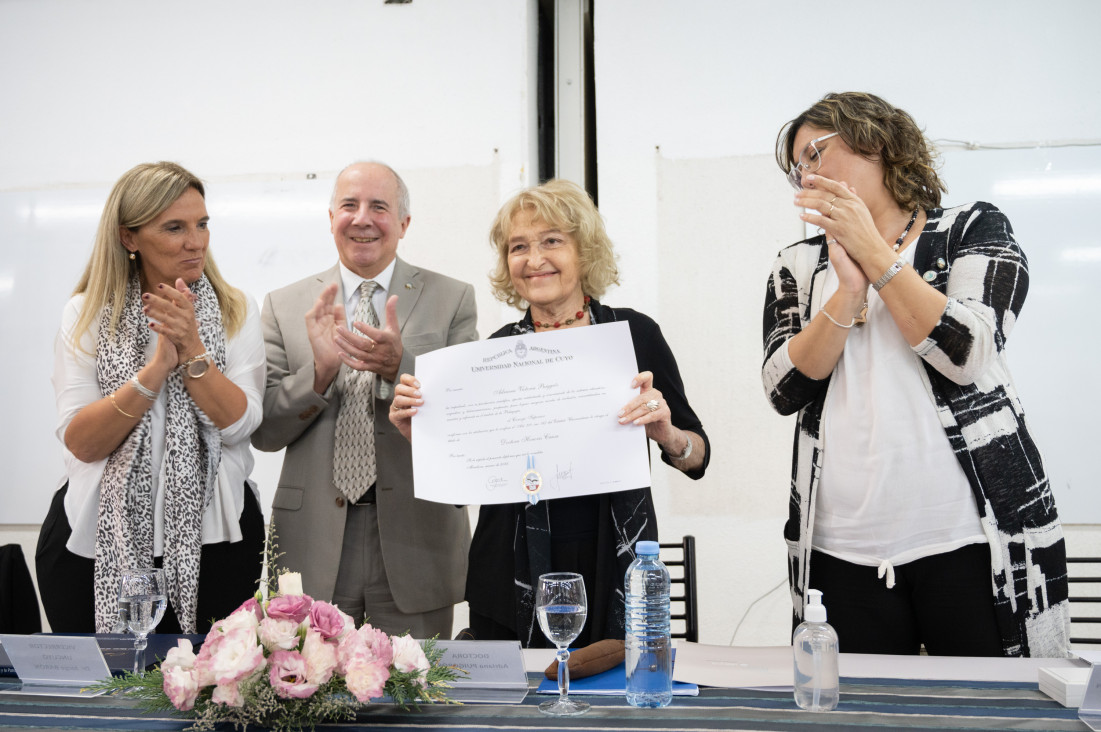 imagen Adriana Puiggrós es la nueva Doctora Honoris Causa de la UNCuyo