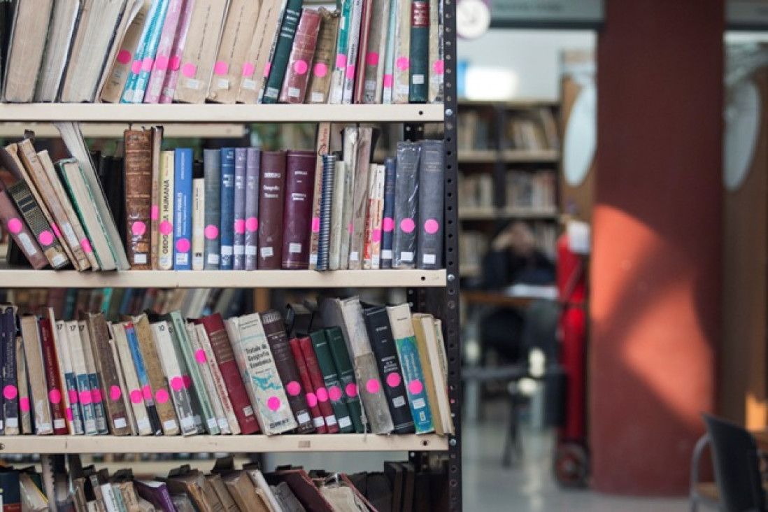 imagen Convocatoria para que estudiantes realicen tareas en la Biblioteca de la Facultad