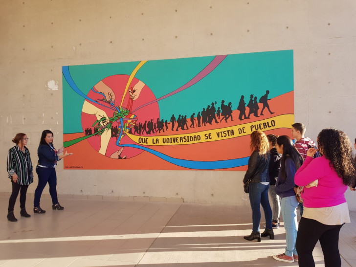 imagen Un mural para reivindicar la participación popular y el trabajo comunitario