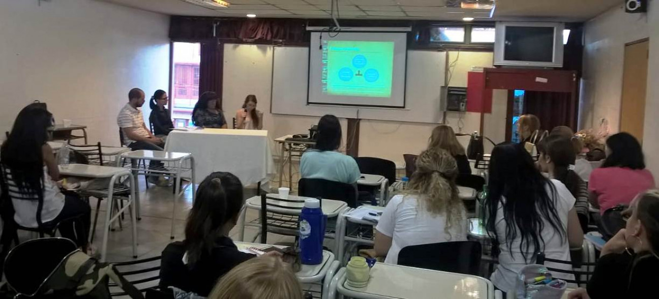 imagen "Mujeres en situación de vulnerabilidad" fue tema de un panel en la FED