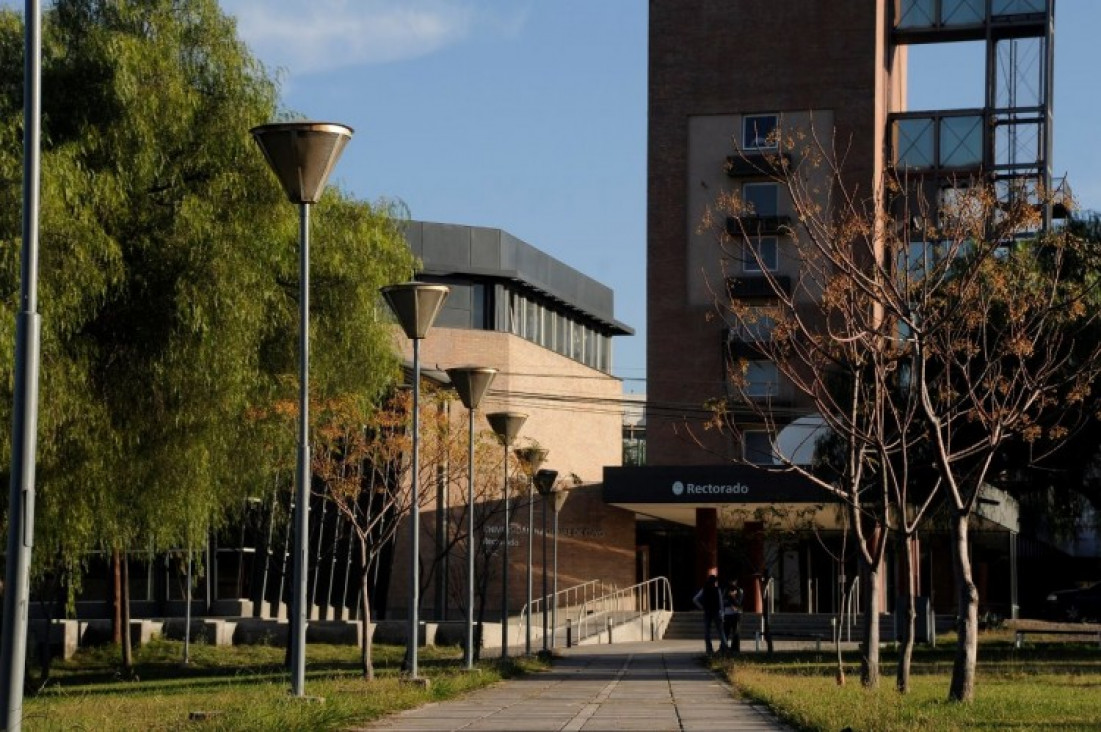 imagen La UNCUYO repudia la detención de estudiantes de la Universidad Nacional de Jujuy