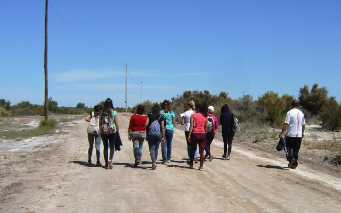 imagen Estudiantes del Taller "Geografía de Mendoza" visitaron la Laguna del Viborón