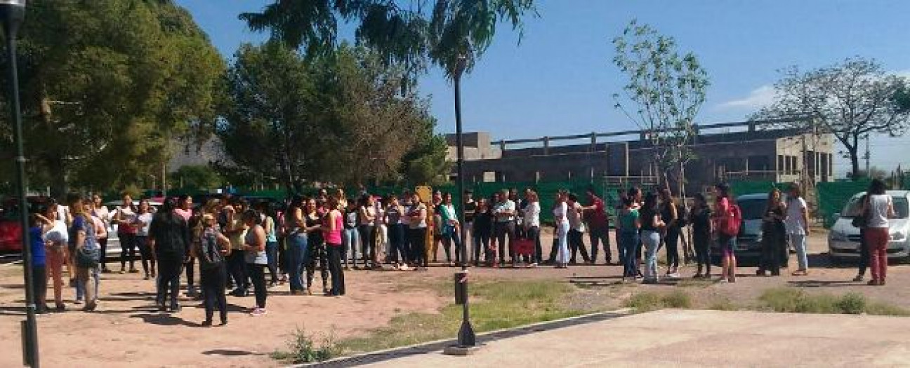 imagen La Facultad de Educación participó de un simulacro sísmico provincial