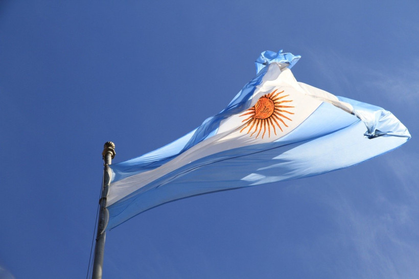 imagen 20 de junio: creación de la bandera como símbolo del nuevo orden político