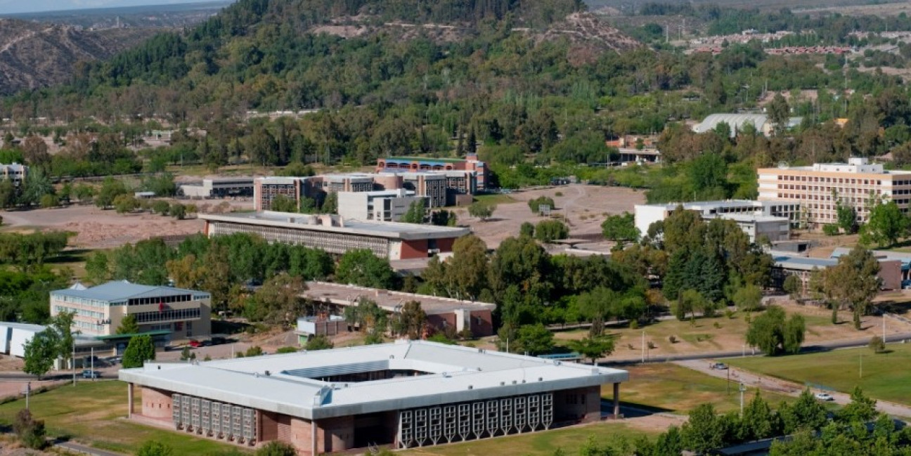 imagen La UNCUYO rechaza el ataque a la autonomía de las universidades de Brasil