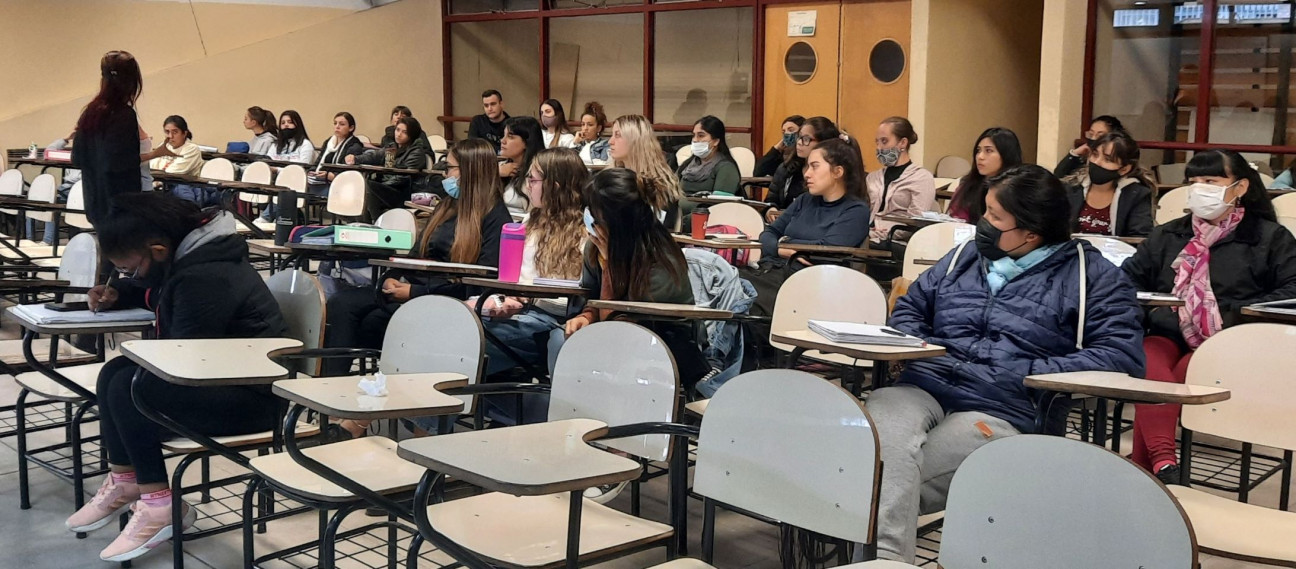 imagen Estudiantes de primer año se forman en Derechos Humanos