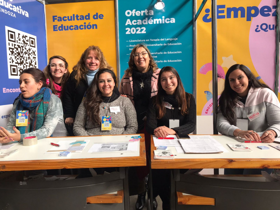 imagen La Facultad de Educación está presente en la Expo Educativa